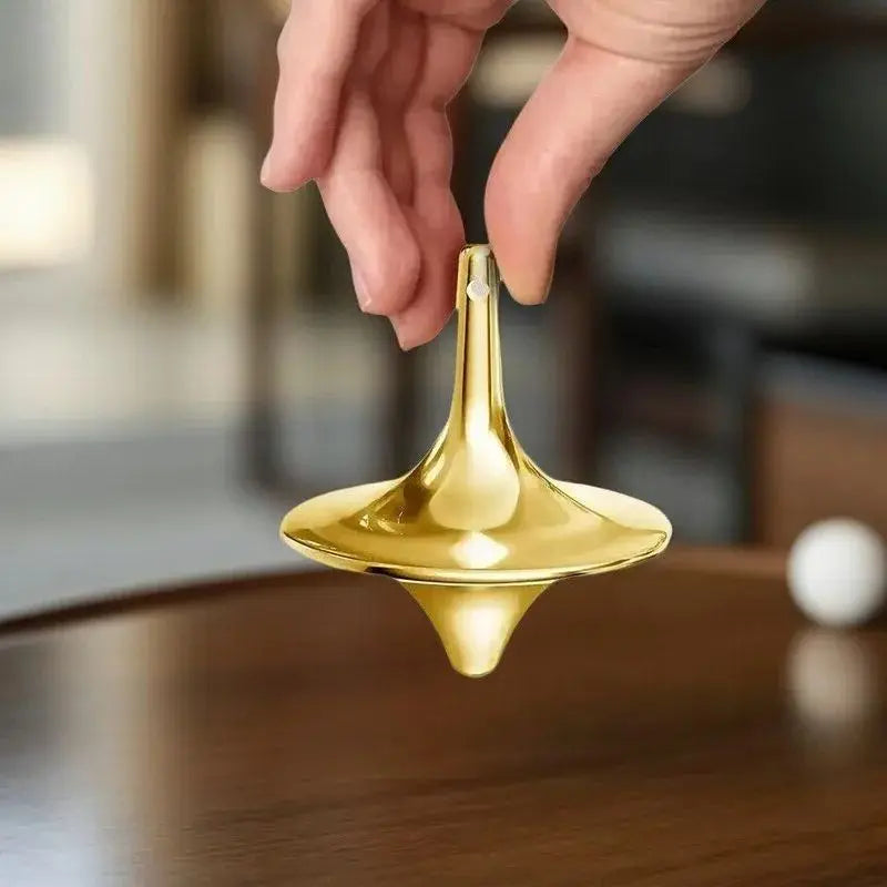 Mini Żyroskop Inception Metalowy Mosiężny Obrotowy Żyroskop Dekompresyjny Kreatywny Żyroskop Biurkowy dla Dorosłych Mini Ręczny Wirnik